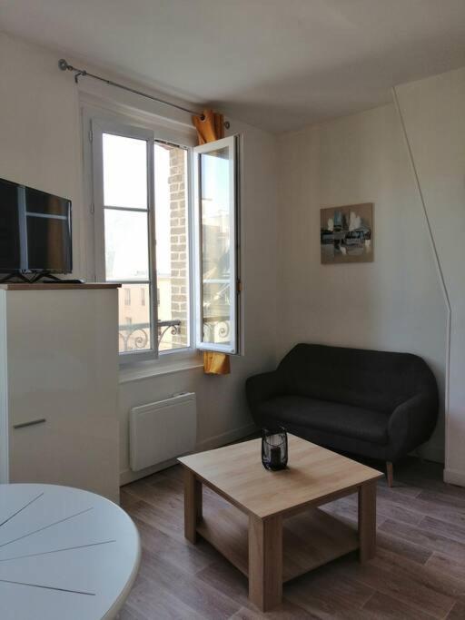 Charmant Studio -Dieppe Centre Bagian luar foto