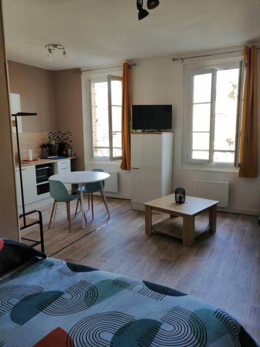 Charmant Studio -Dieppe Centre Bagian luar foto